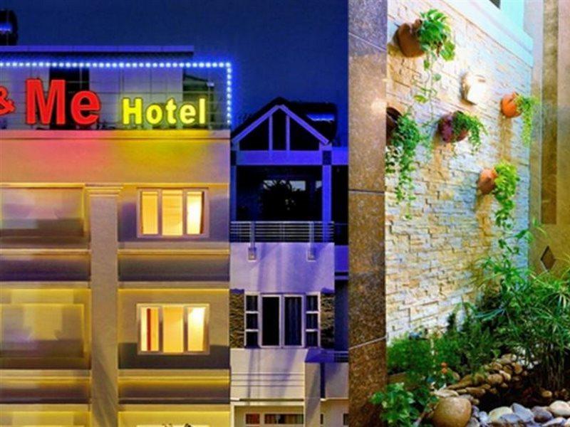 U And Me Hotel Tan Phong Exteriör bild